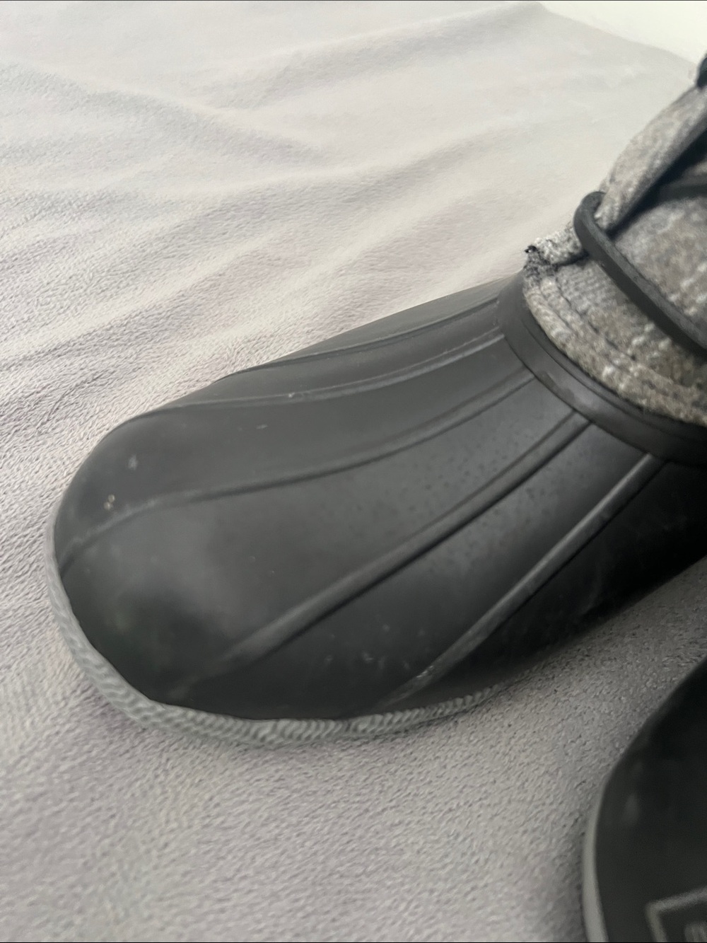 Sperry Women’s Black‎ and Gray Plaid Duck Boots size 7.5 - Picture 4 of 11